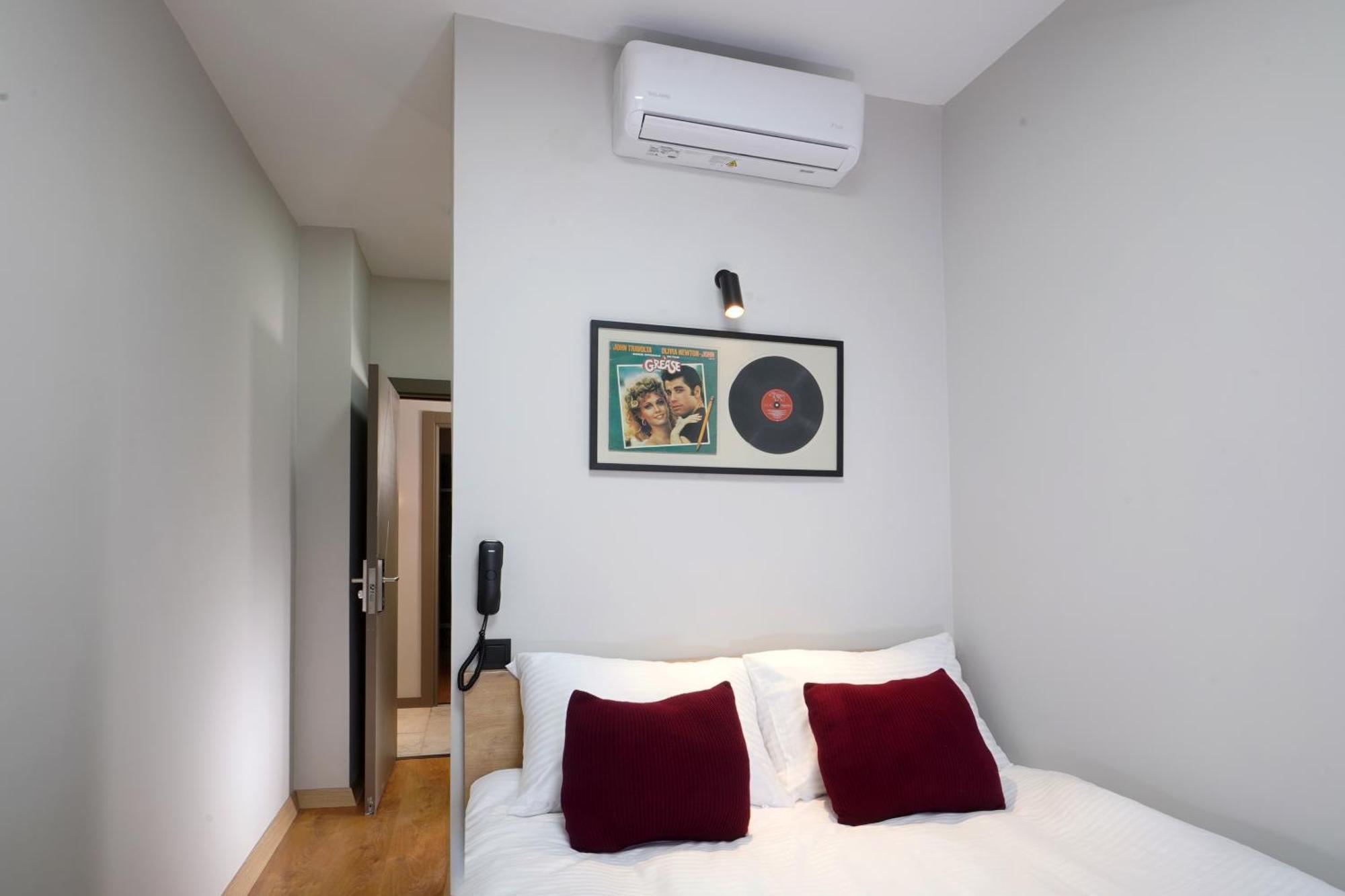 Meet Istanbul Hotel Kadikoy Bagian luar foto